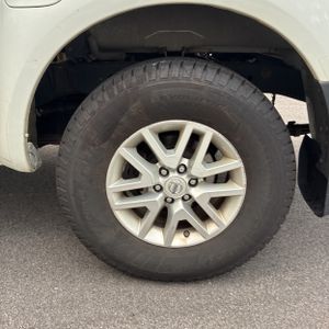 2017 Nissan FRONTIER SV thumbnail 18