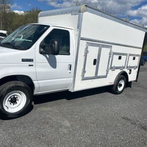 FORD E-350 CUTAWAY - 4