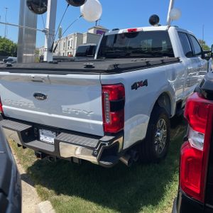 FORD F-250 SUPER DUTY LARIAT - 8