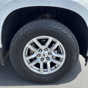 صورة 20 لـ 2020 Chevrolet SILVERADO 1500 RST