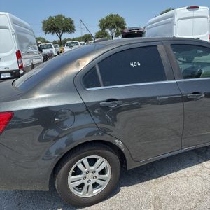 صورة 9 لـ 2016 Chevrolet SONIC LT AUTO
