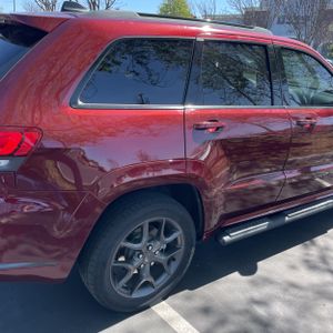 JEEP GRAND CHEROKEE LIMITED X - 9