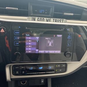 2018 Toyota COROLLA LE thumbnail 37