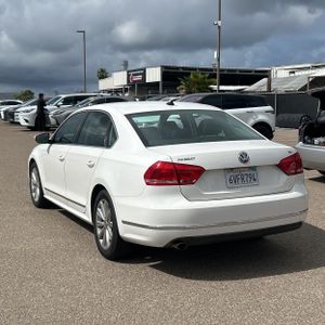 VOLKSWAGEN PASSAT SEL PZEV - 5