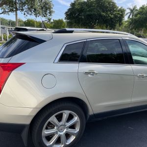 CADILLAC SRX PREMIUM COLLECTION - 9