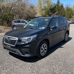 SUBARU FORESTER PREMIUM - 1