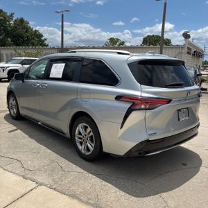 TOYOTA SIENNA - 5