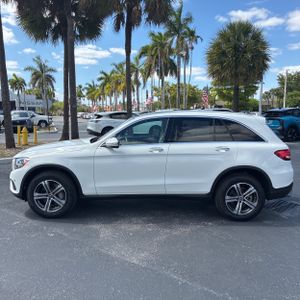 MERCEDES-BENZ GLC - 3