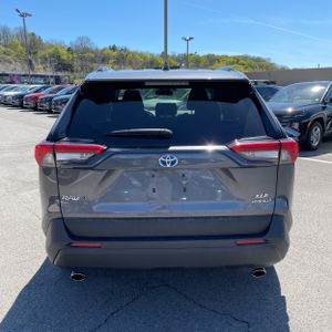 TOYOTA RAV4 - 7