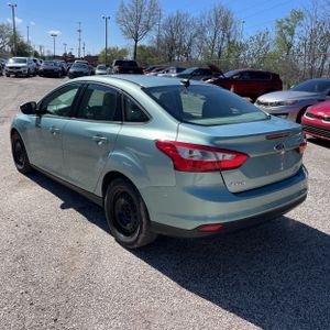 FORD FOCUS SE - 3