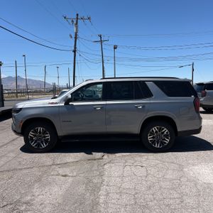 2025 Chevrolet TAHOE Z71 照片 3