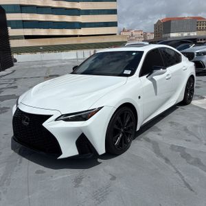 LEXUS IS 350 F SPORT DESIGN - 1