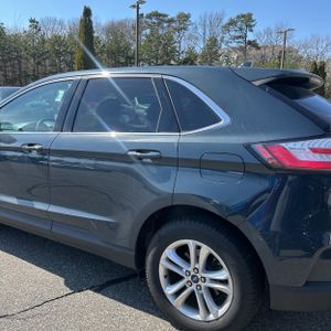 FORD EDGE SEL - 6