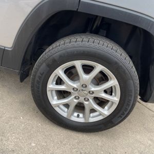 2017 JEEP CHEROKEE LATITUDE — миниатюра 17