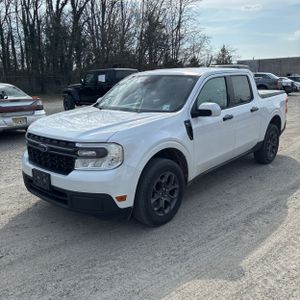 FORD MAVERICK XLT - 1