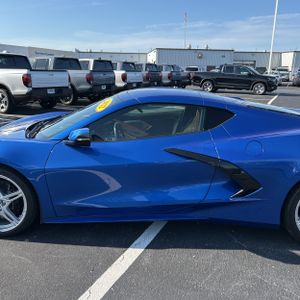 CHEVROLET CORVETTE STINGRAY - 4
