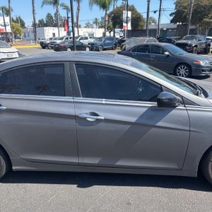 صورة 11 لـ 2012 Hyundai SONATA SE 2.0T