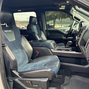 صورة 34 لـ 2019 FORD F-150 RAPTOR