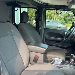 صورة مصغرة 32 لـ 2023 JEEP GLADIATOR SPORT