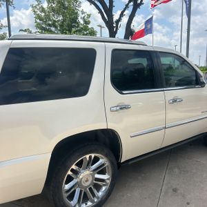 CADILLAC ESCALADE PLATINUM - 9