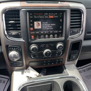 2017 RAM 1500 LARAMIE — миниатюра 38