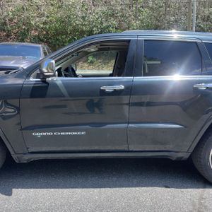 JEEP GRAND CHEROKEE OVERLAND - 4
