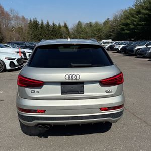 AUDI Q3 2.0T PREMIUM PLUS - 7