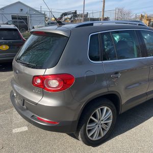 VOLKSWAGEN TIGUAN S 4MOTION - 8