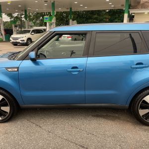 2016 KIA SOUL + photo 4