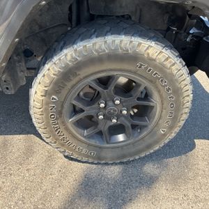 2024 JEEP GLADIATOR WILLYS — миниатюра 14