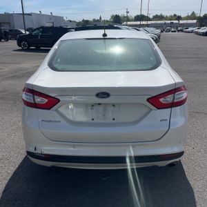 FORD FUSION SE - 7