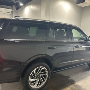 LINCOLN NAVIGATOR RESERVE - 9