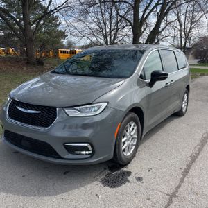 CHRYSLER PACIFICA SELECT - 1