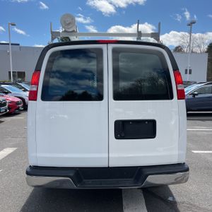 CHEVROLET EXPRESS 2500 - 7