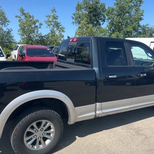 صورة 9 لـ 2015 RAM 1500 LARAMIE