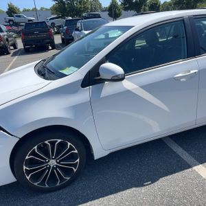 2016 Toyota COROLLA S PLUS — фото 2