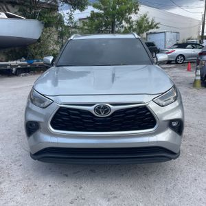 2023 Toyota HIGHLANDER XLE thumbnail 14