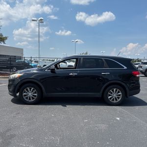 2017 KIA SORENTO LX — фото 3