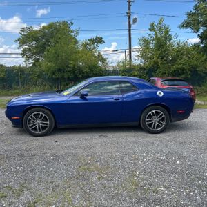 2019 Dodge CHALLENGER SXT 照片 3
