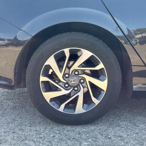 2017 Honda CIVIC EX thumbnail 19