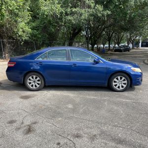2010 Toyota CAMRY LE photo 10