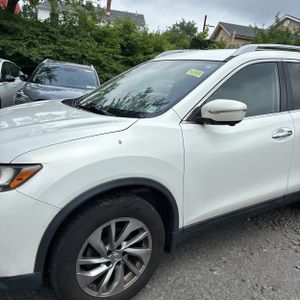 2014 Nissan ROGUE SL — фото 2
