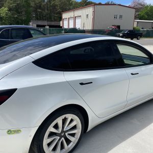 TESLA MODEL 3 BASE - 9