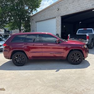 JEEP GRAND CHEROKEE ALTITUDE - 10