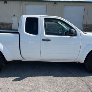 2021 Nissan FRONTIER SV — миниатюра 11