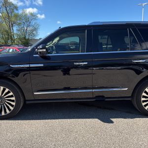 LINCOLN NAVIGATOR RESERVE - 4