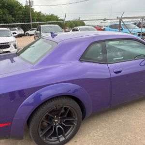 DODGE CHALLENGER - 8