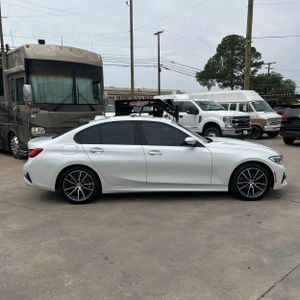 BMW 3 SERIES 330I - 10