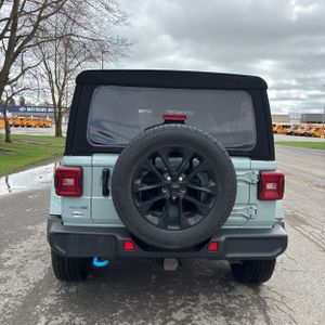 JEEP WRANGLER SAHARA 4XE - 7