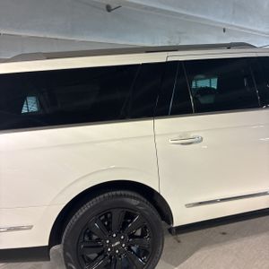 2023 Lincoln NAVIGATOR L RESERVE — фото 9